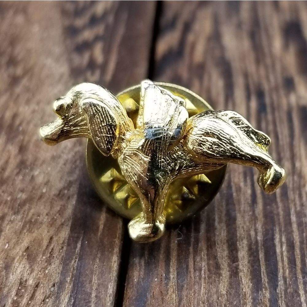 All dogs go to heaven pin PI16